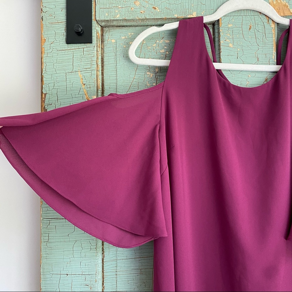 Chelsea28 Cold Shoulder Plum Wine Shift Dress - Picture 2 of 7